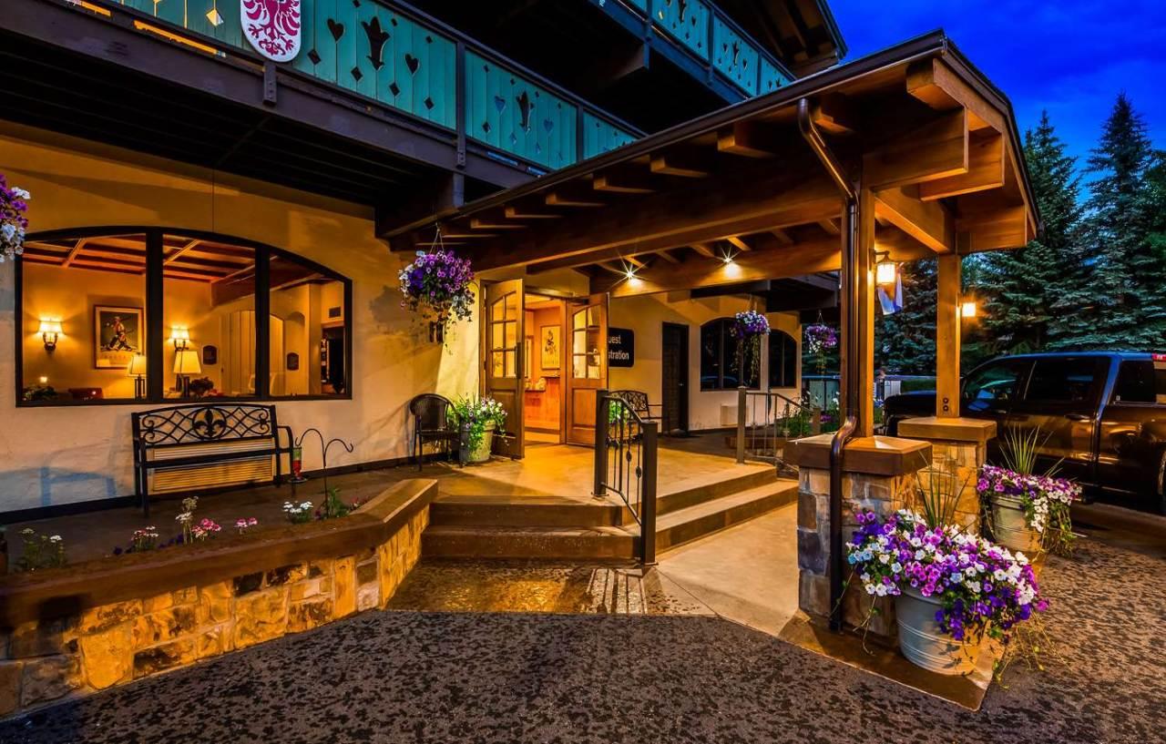 קטצ'אם Best Western Tyrolean Lodge מראה חיצוני תמונה